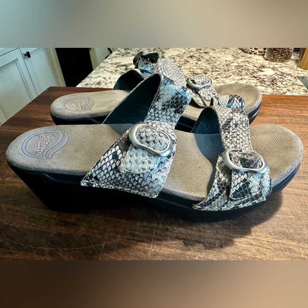 Dansko 39 sandals. Black white grey snakeskin.